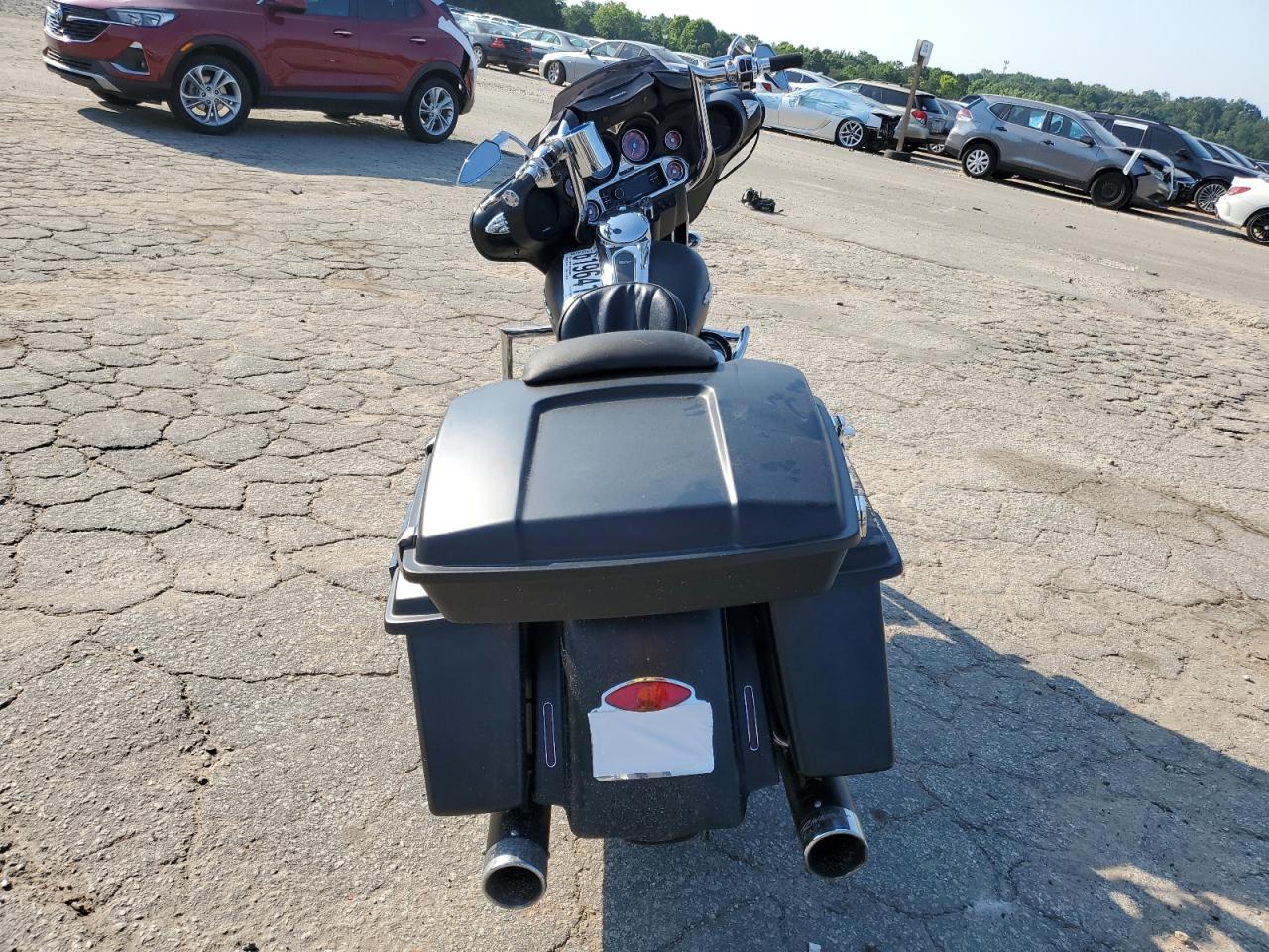 HARLEY-DAVIDSON FL 2010 VIN 1HD1KB418AB631970 zdjęcie 4