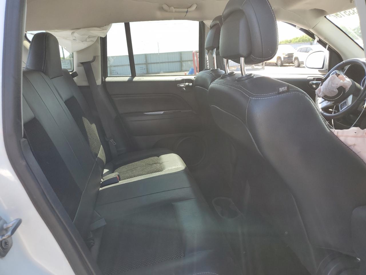 2016 Jeep Compass Latitude VIN: 1C4NJDEB7GD781381 Lot: 59533515