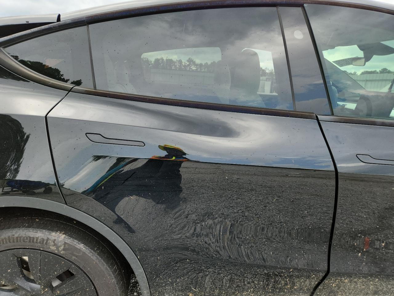 2023 Tesla Model Y VIN: 7SAYGDEE8PA163405 Lot: 62938275