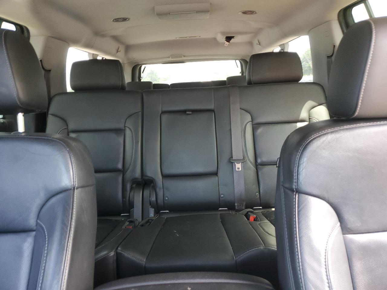 2015 Chevrolet Suburban K1500 Lt VIN: 1GNSKJKC9FR616632 Lot: 62652375