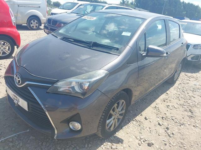 TOYOTA YARIS ICON 2015
