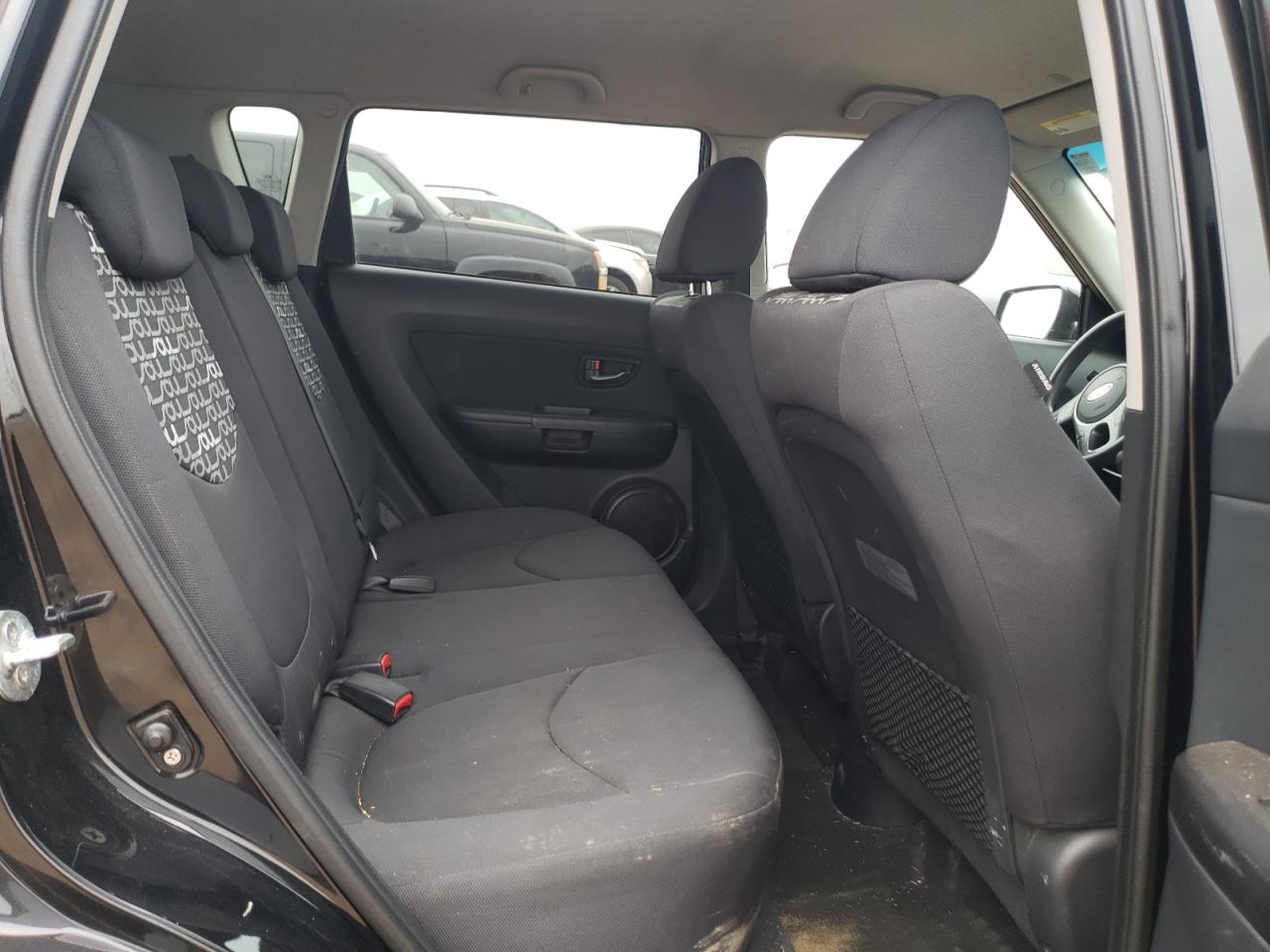 2010 Kia Soul + VIN: KNDJT2A28A7180876 Lot: 61040905