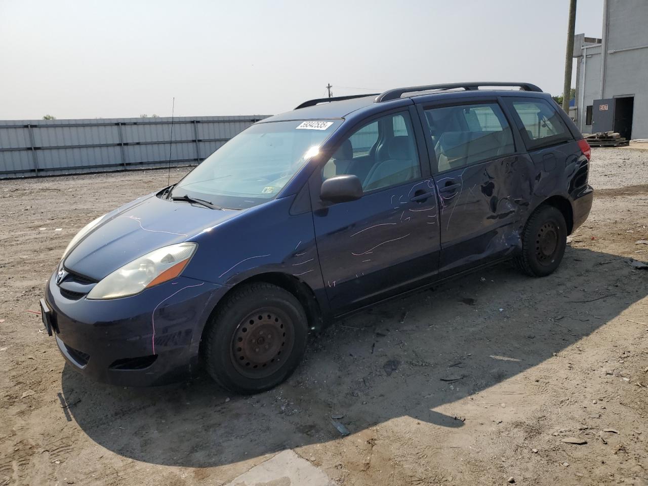 2007 Toyota Sienna Ce for Sale in Fredericksburg, VA - Side