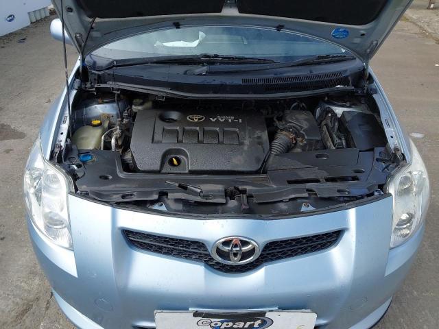 2007 TOYOTA AURIS TR V