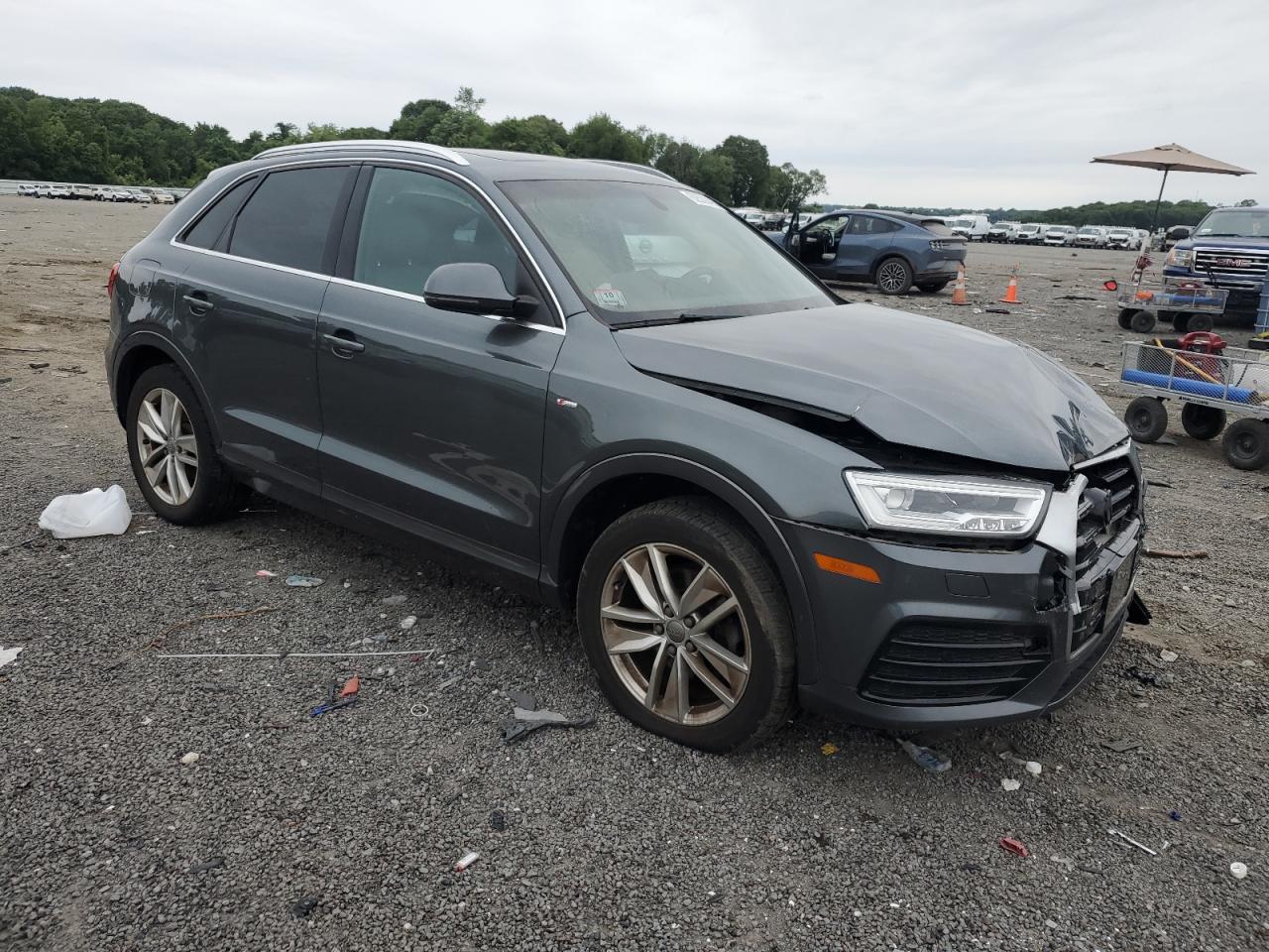 AUDI Q3 2018 VIN WA1JCCFS2JR020747 zdjęcie 4