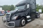 Dyer, IN에서 판매 중인 2019 Freightliner Cascadia 126  - Minor Dent/Scratches