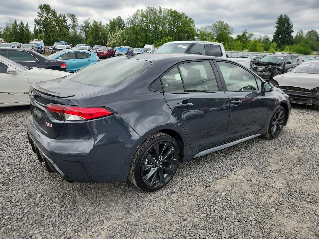 TOYOTA COROLLA 2024 VIN JTDT4MCE1R3522292 фото 3