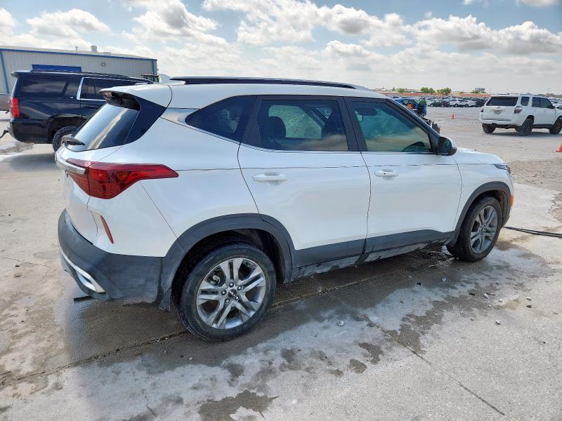  KIA SELTOS 2023 Белы