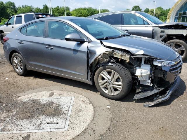  HYUNDAI ELANTRA 2019 Серебристый