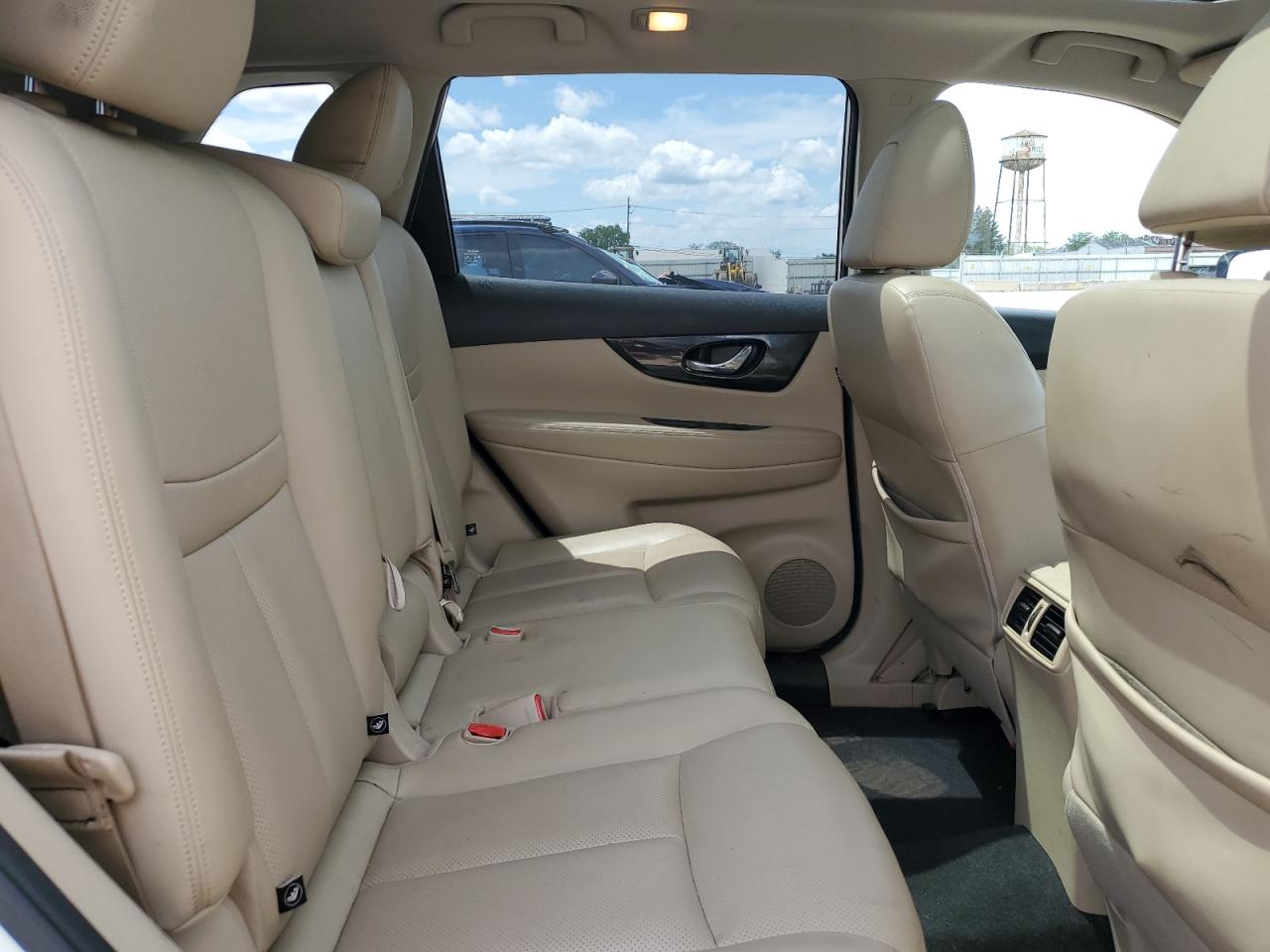 2018 Nissan Rogue S VIN: JN8AT2MV5JW310371 Lot: 62673955