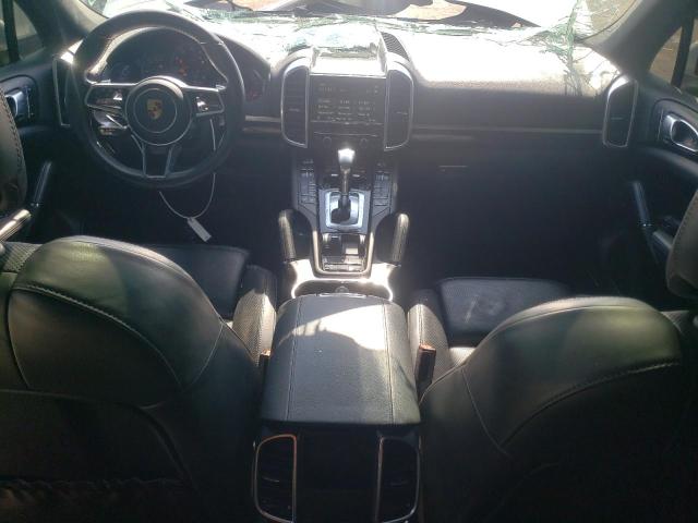 Parquets PORSCHE CAYENNE 2016 Biały
