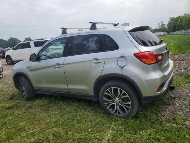  MITSUBISHI OUTLANDER 2018 Srebrny