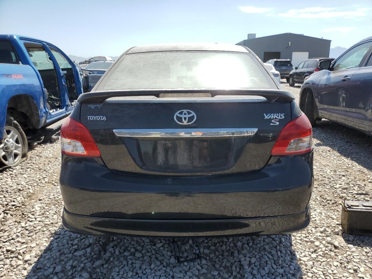 2008 Toyota Yaris VIN: JTDBT923X81276932 Lot: 62916135