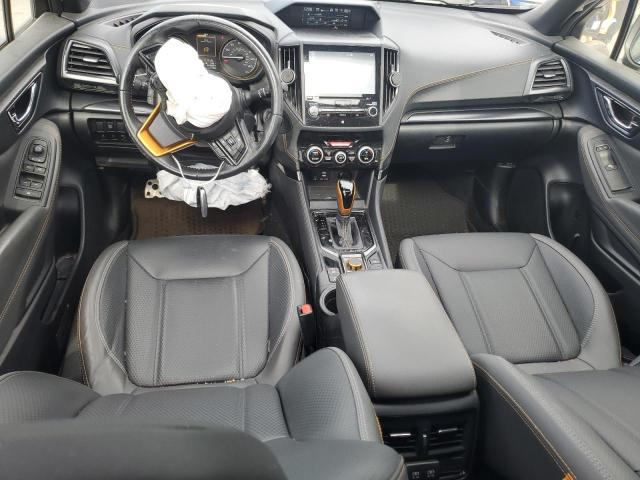  SUBARU FORESTER 2022 Серебристый