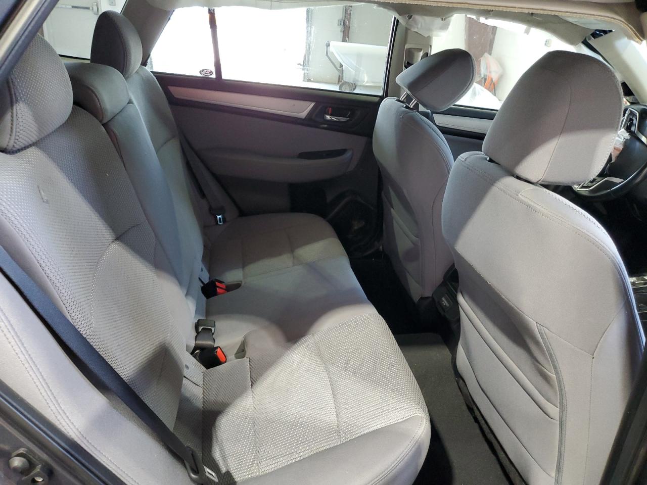 2018 Subaru Outback 2.5I Premium VIN: 4S4BSAFC2J3317588 Lot: 58652585
