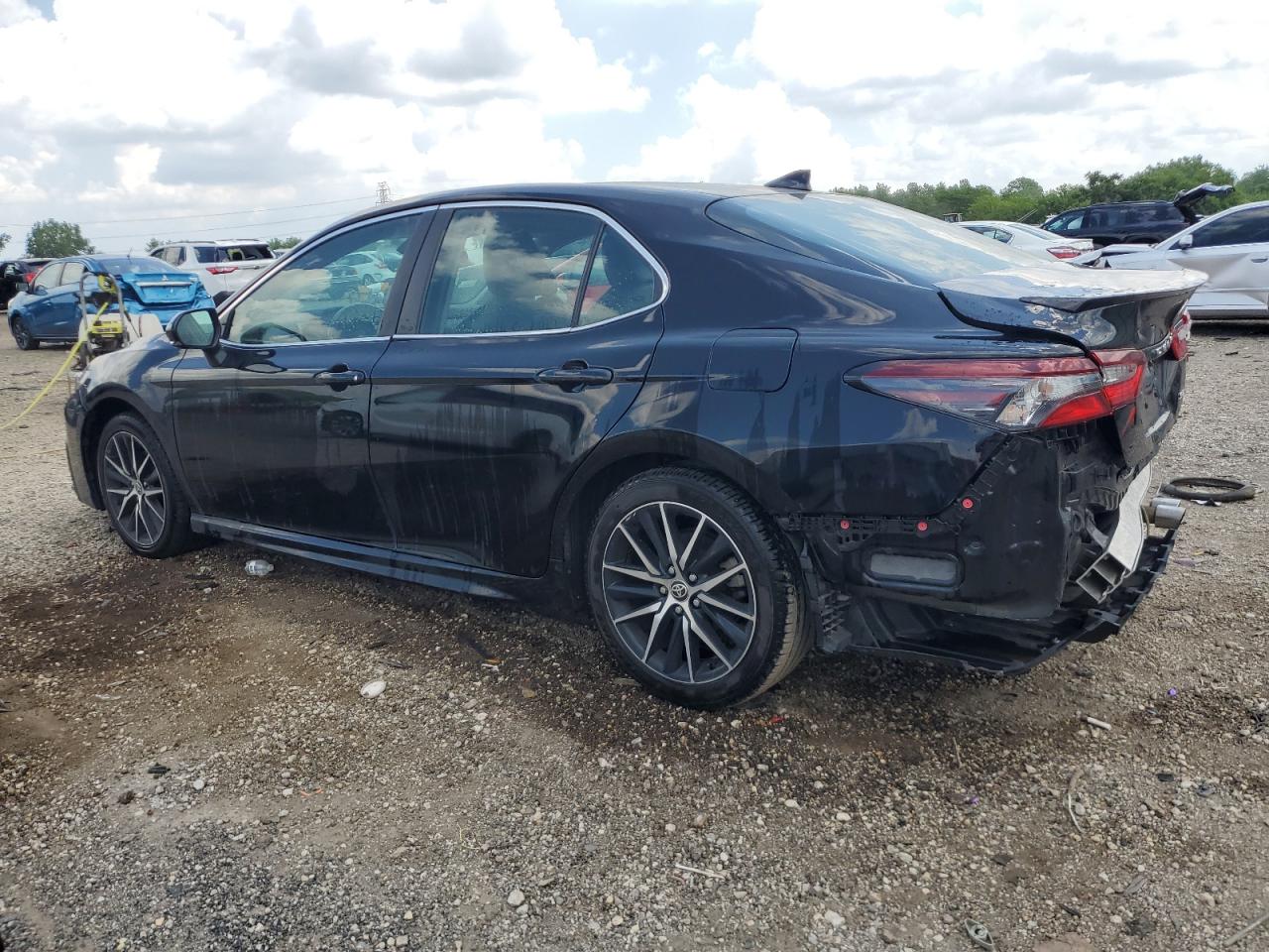 TOYOTA CAMRY 2022 VIN 4T1G11AKXNU632422 фото 2