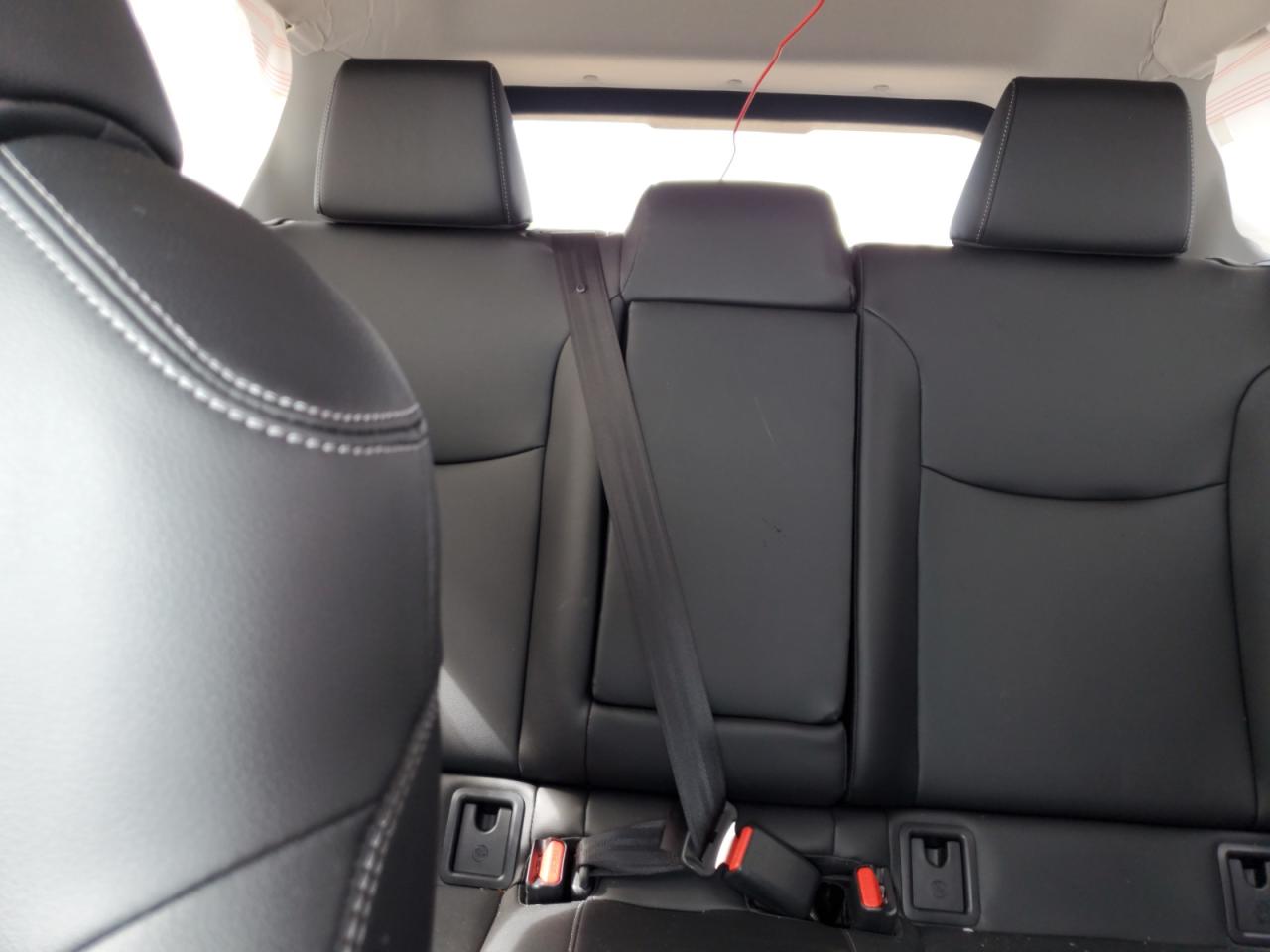 2024 Toyota Corolla Cross Xle VIN: 7MUDAAAG8RV084875 Lot: 60990105