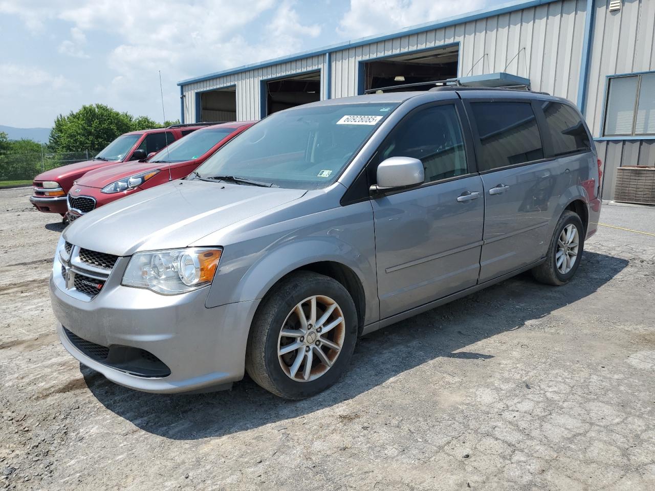 2016 Dodge Grand Caravan Sxt for Sale in Chambersburg, PA - Front End