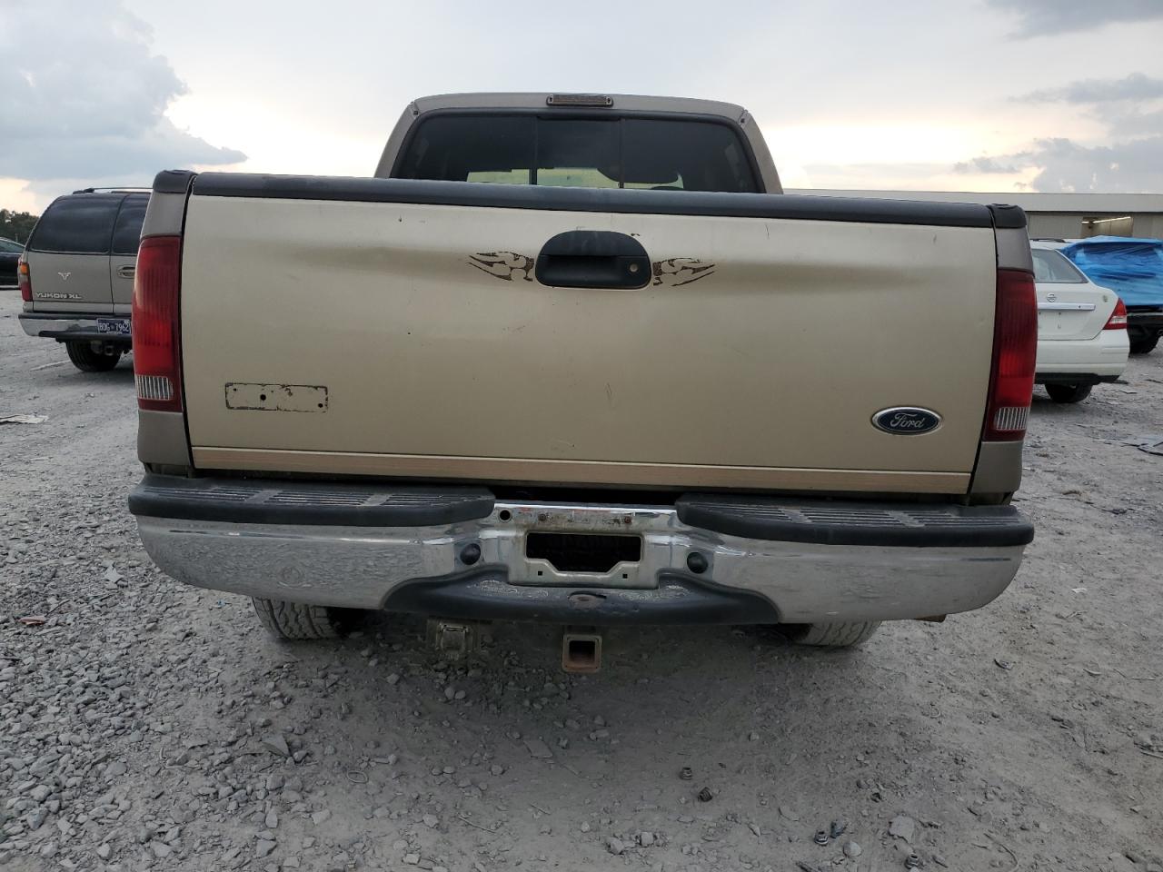 2002 Ford F250 Super Duty VIN: 1FTNW21SX2EB36092 Lot: 62384155