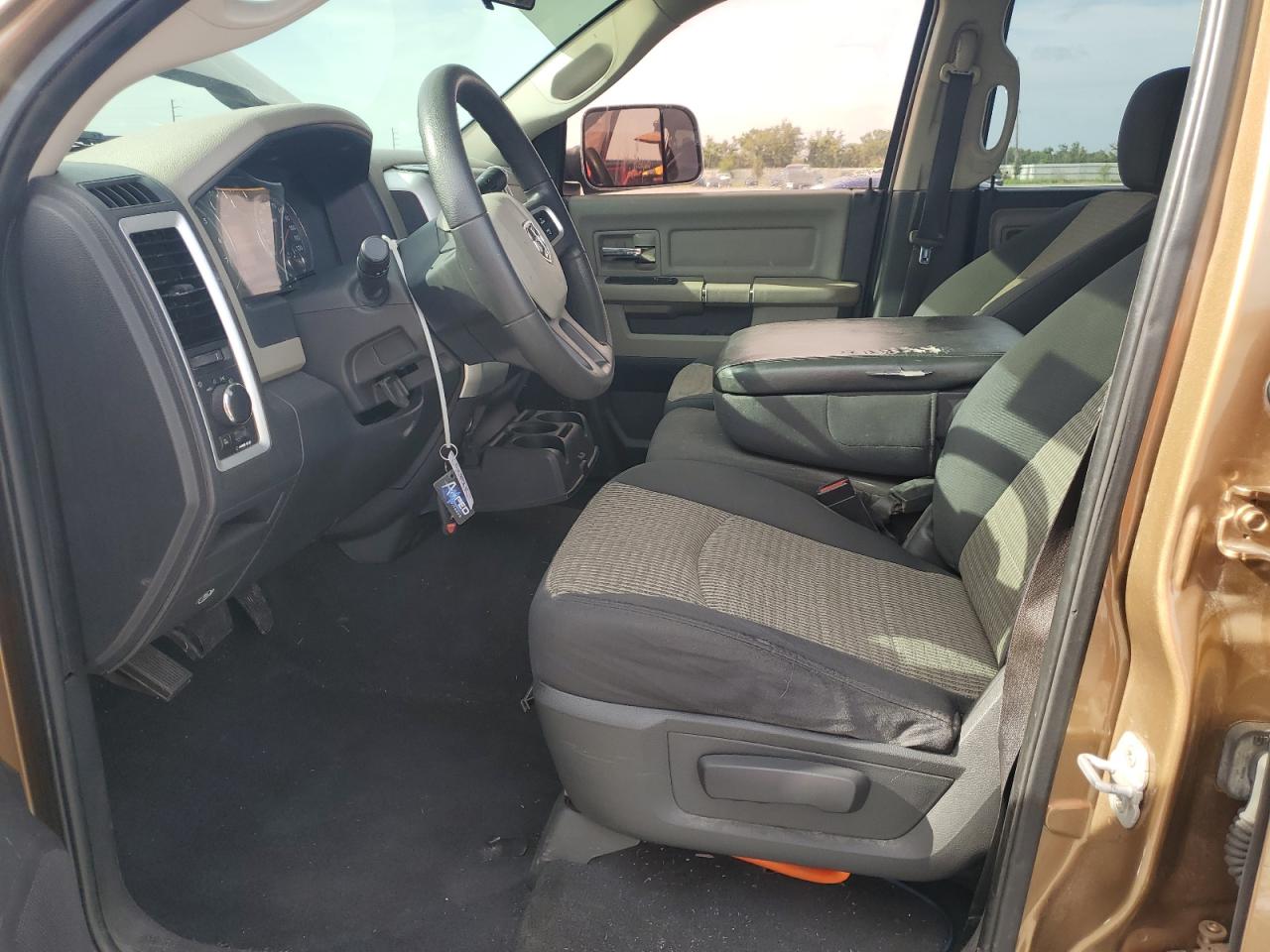 2011 Dodge Ram 1500 VIN: 1D7RB1GP4BS657326 Lot: 61360115