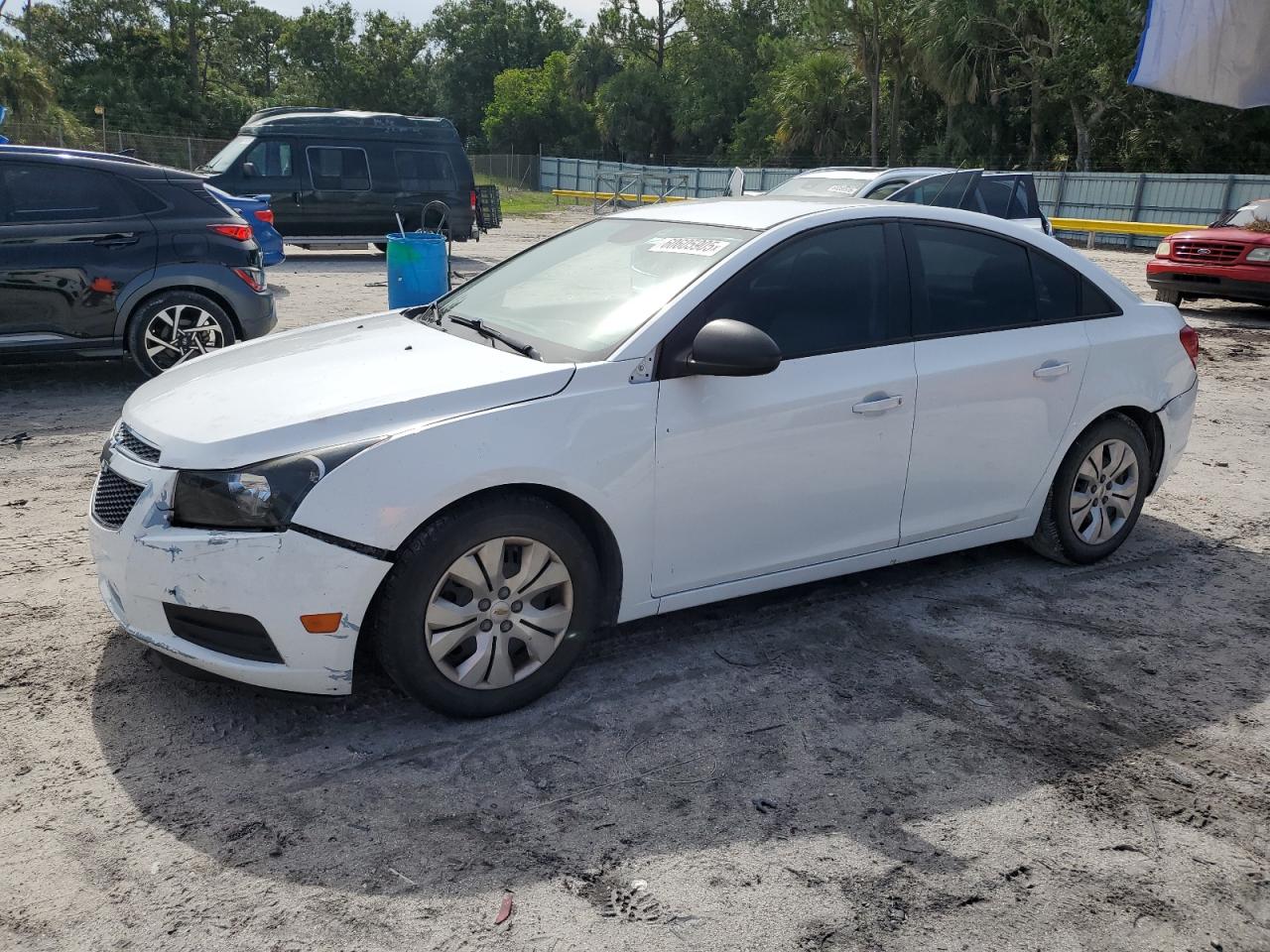2016 Chevrolet Cruze Limited Ls na sprzedaż w Fort Pierce, FL - Front End