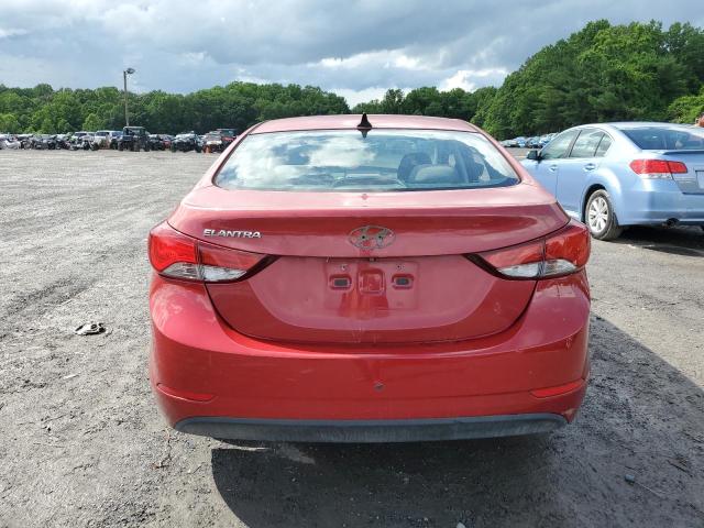  HYUNDAI ELANTRA 2015 Красный