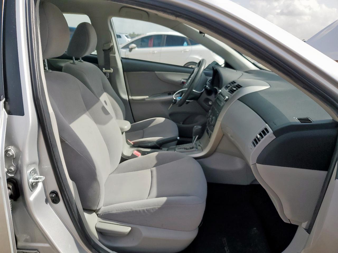 2011 Toyota Corolla Base VIN: JTDBU4EE9B9153919 Lot: 61363095