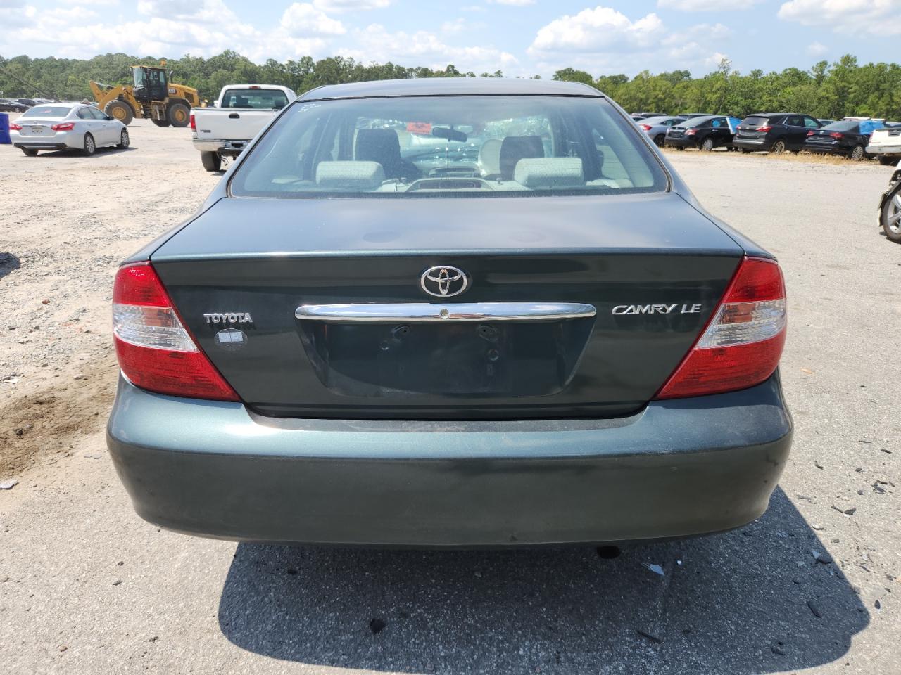 2002 Toyota Camry Le VIN: 4T1BE32KX2U549111 Lot: 62652995