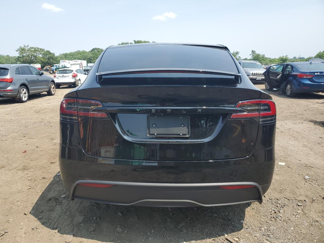 2025 Tesla Model X VIN: 7SAXCBE55SF462891 Lot: 60415555