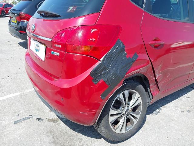 2016 KIA VENGA 3 CR