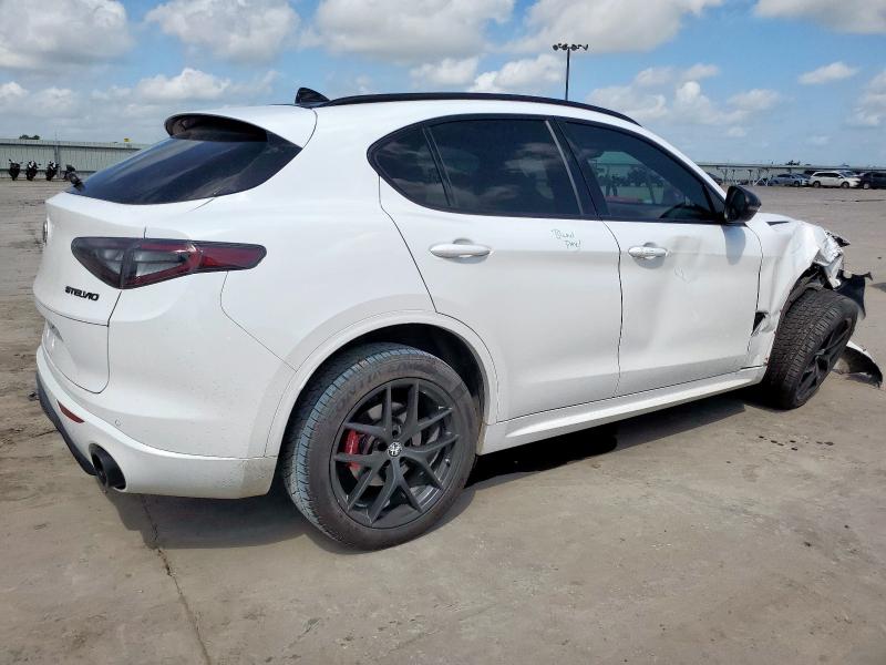  ALFA ROMEO STELVIO 2021 Белы