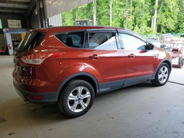 Parquets FORD ESCAPE 2014 Czerwony
