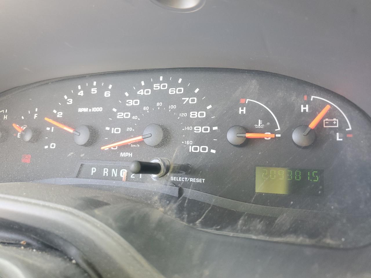 2005 Ford Econoline E150 Van VIN: 1FTRE14L25HA68795 Lot: 63083765