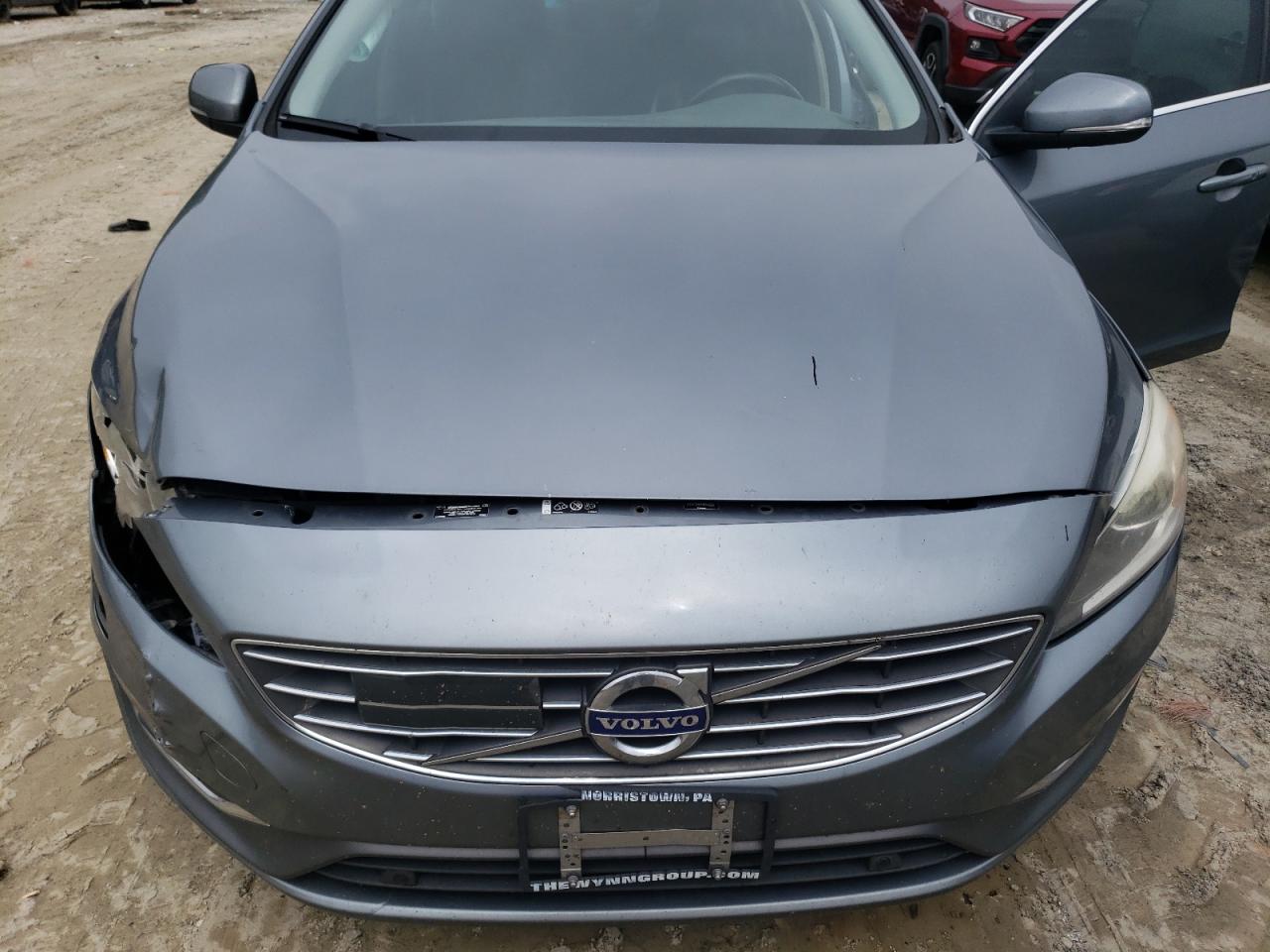 2017 Volvo S60 Platinum VIN: LYV402HM4HB142550 Lot: 61282435