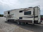 2014 Dutchman Laredo للبيع في Lawrenceburg، KY - Side