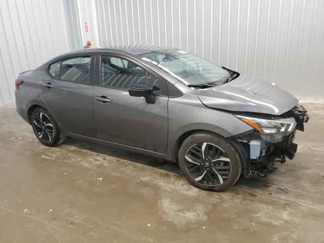  NISSAN VERSA 2024 Gray