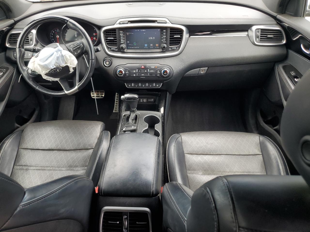 KIA SORENTO 2018 VIN 5XYPK4A55JG379227 фото 8