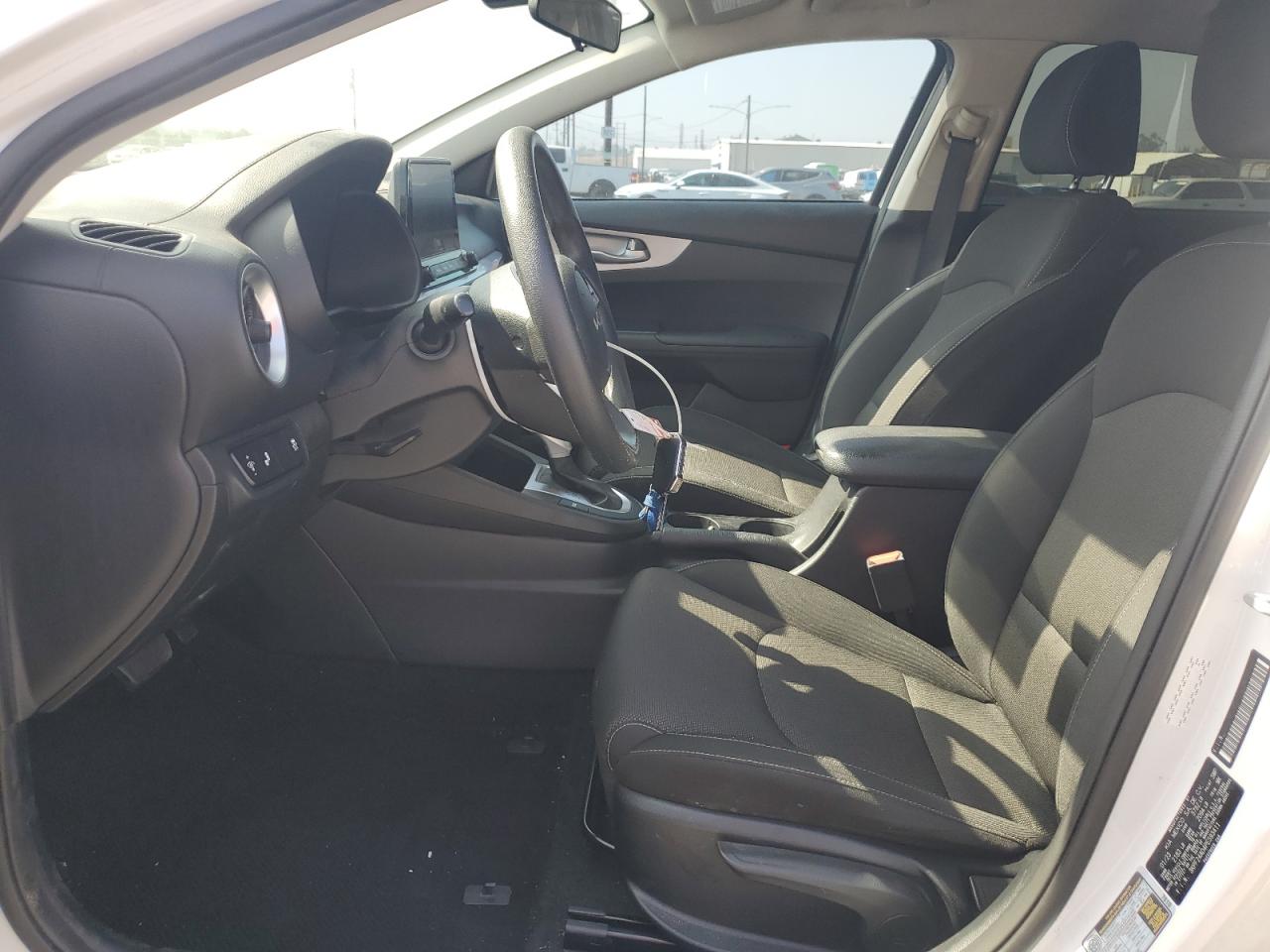 2023 Kia Forte Lx VIN: 3KPF24AD4PE593411 Lot: 61203305