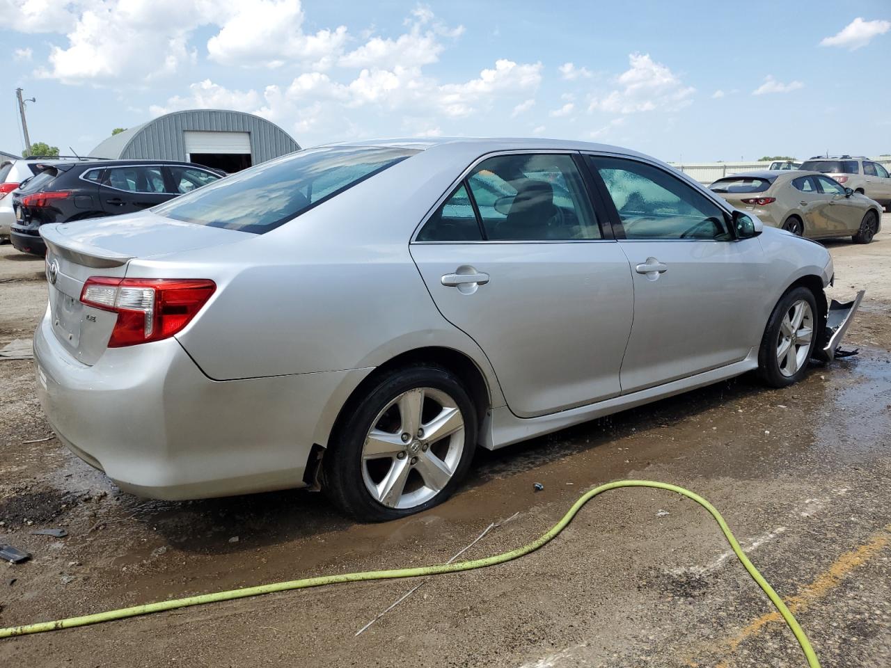 2013 Toyota Camry - Image 3
