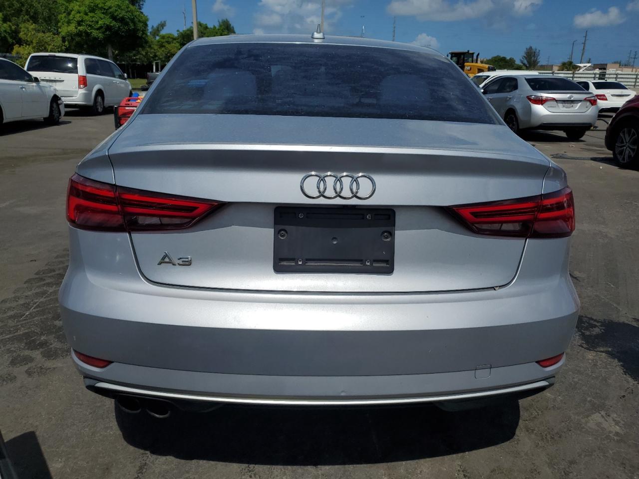 2017 Audi A3 Premium VIN: WAUAUGFF0H1025660 Lot: 61281525