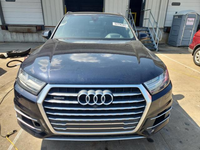 Parquets AUDI Q7 2017 Black