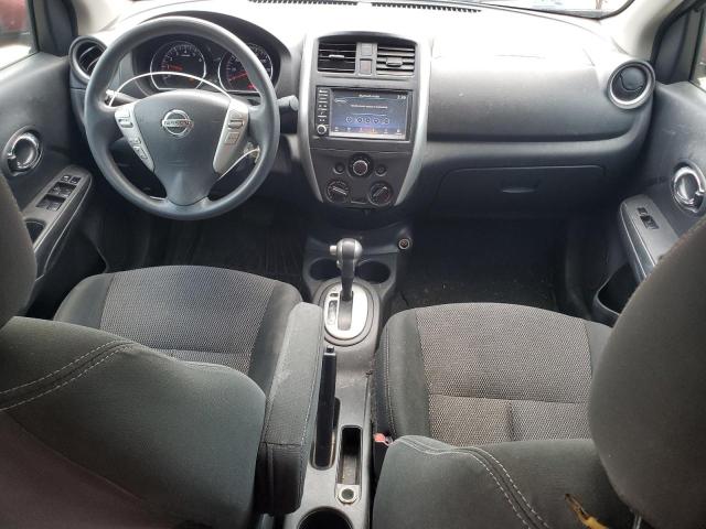  NISSAN VERSA 2019 Красный