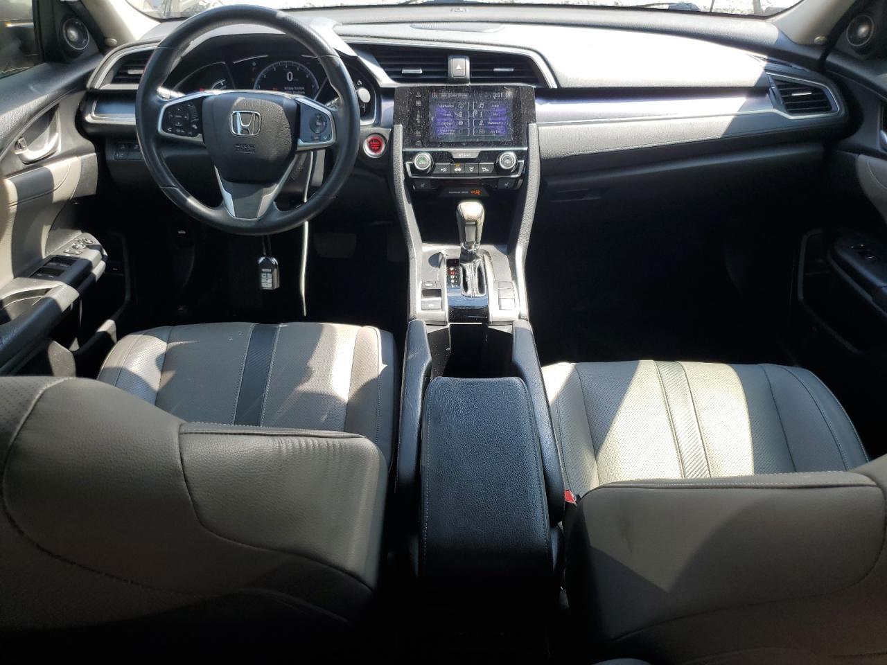 2018 Honda Civic Touring VIN: JHMFC1F94JX026461 Lot: 62215545