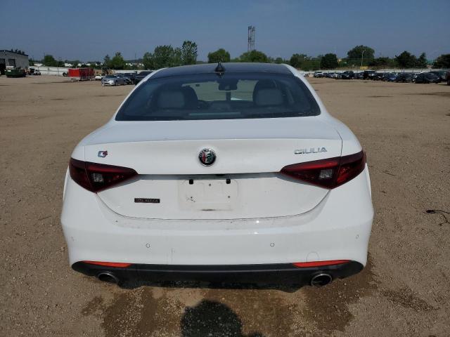  ALFA ROMEO GIULIA 2020 Белы