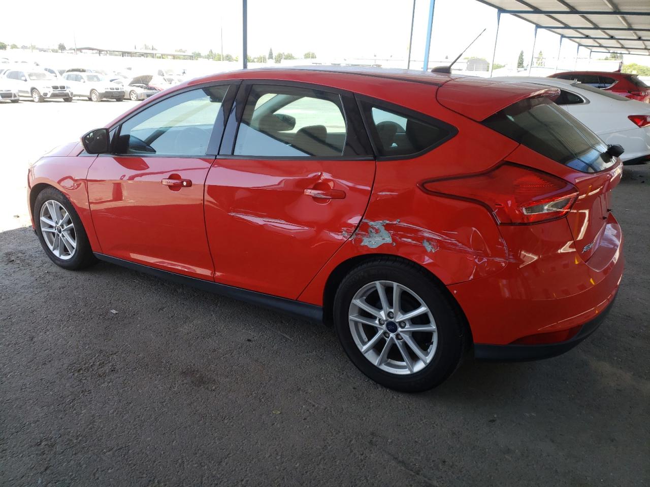 FORD FOCUS 2016 VIN 1FADP3K28GL320257 zdjęcie 2