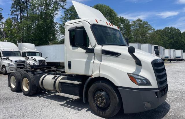 2022 Freightliner Cascadia 116