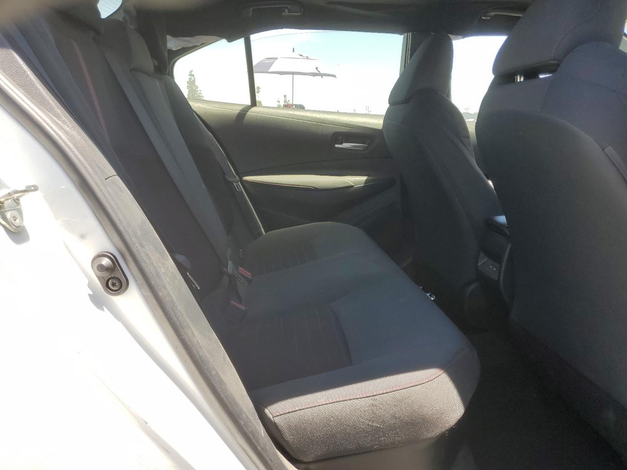 2024 Toyota Corolla Le VIN: JTDBCMFE4R3027465 Lot: 63259475