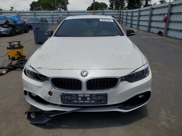  BMW 4 SERIES 2018 Белы