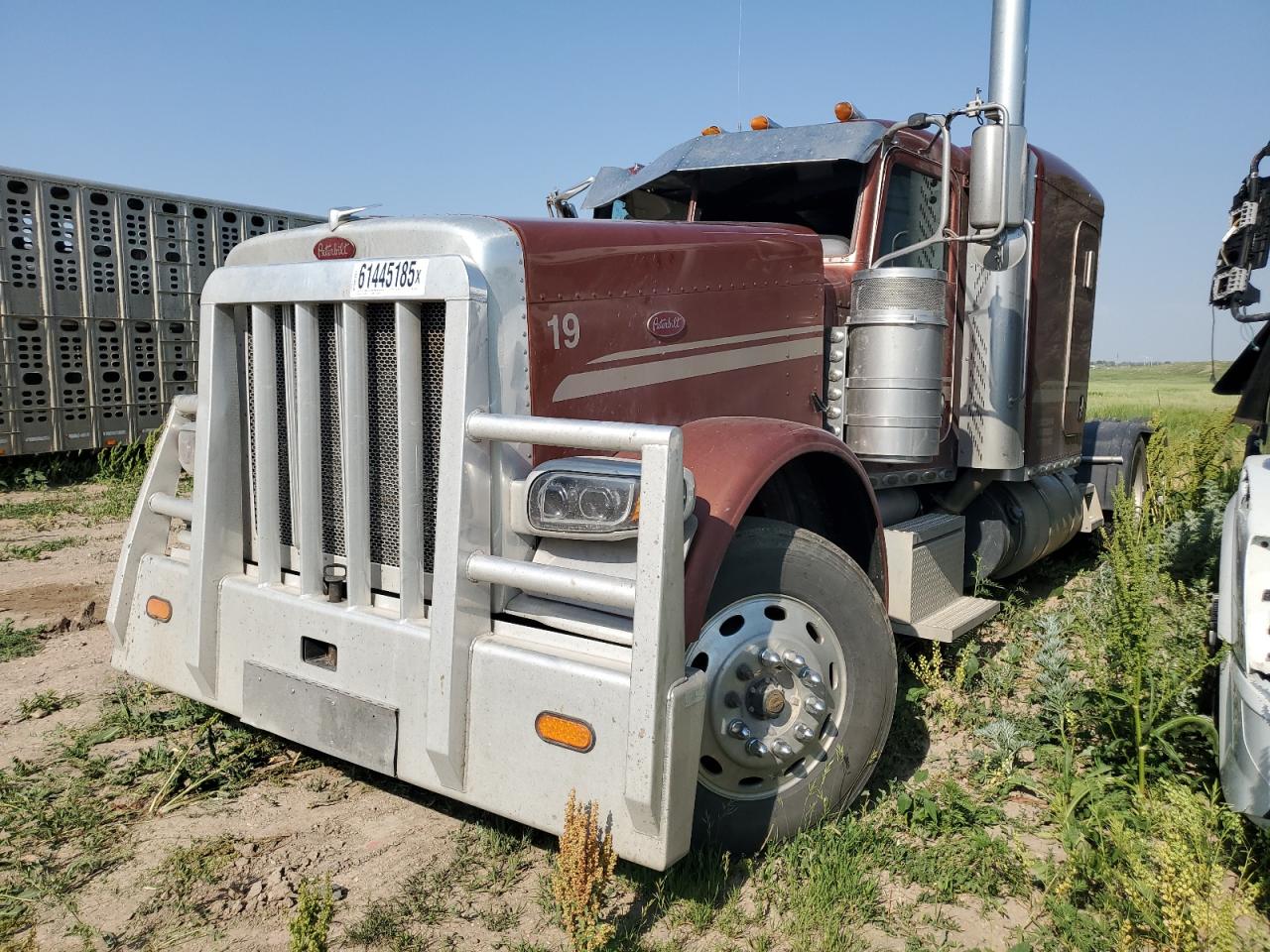 PETERBILT ALL MODELS 2019 VIN 1XPXD49XXKD632086 фото 2