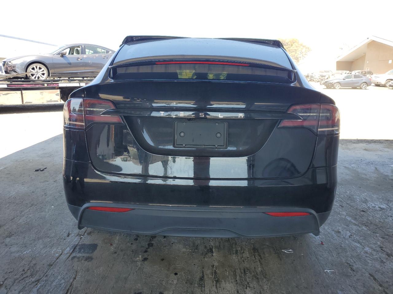 2023 Tesla Model X VIN: 7SAXCDE57PF421472 Lot: 61857915